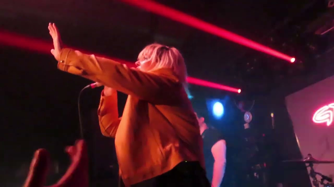 GREYWIND performing WATERFALL at the BODEGA in NOTTINGHAM on May 21st 2025