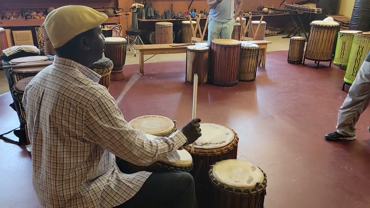 Sunu - Break into  2 dundun accompaniments