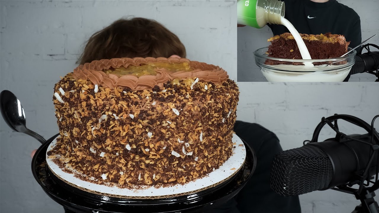 ASMR GERMAN CHOCOLATE CAKE DESSERT MUKBANG | EATING SOUNDS | VNM ASMR 먹방