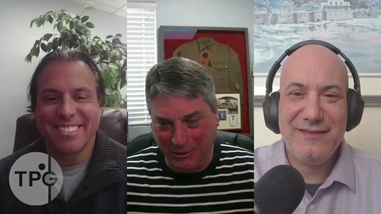 The Real Reason You Should Do Business With Friends (If You Do It Right)