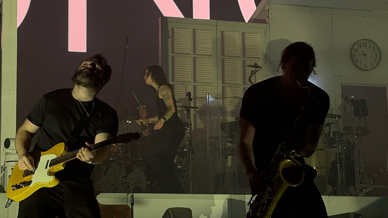 People - The 1975 (Live at The O2 Arena, London 12.02.2024)