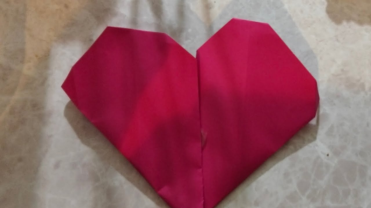 ¿Cómo hacer un origami de un corazón?
