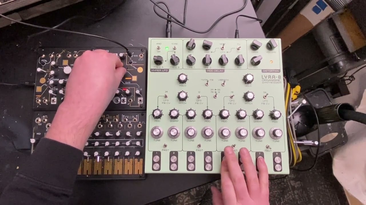 Lyra 8 + Strega