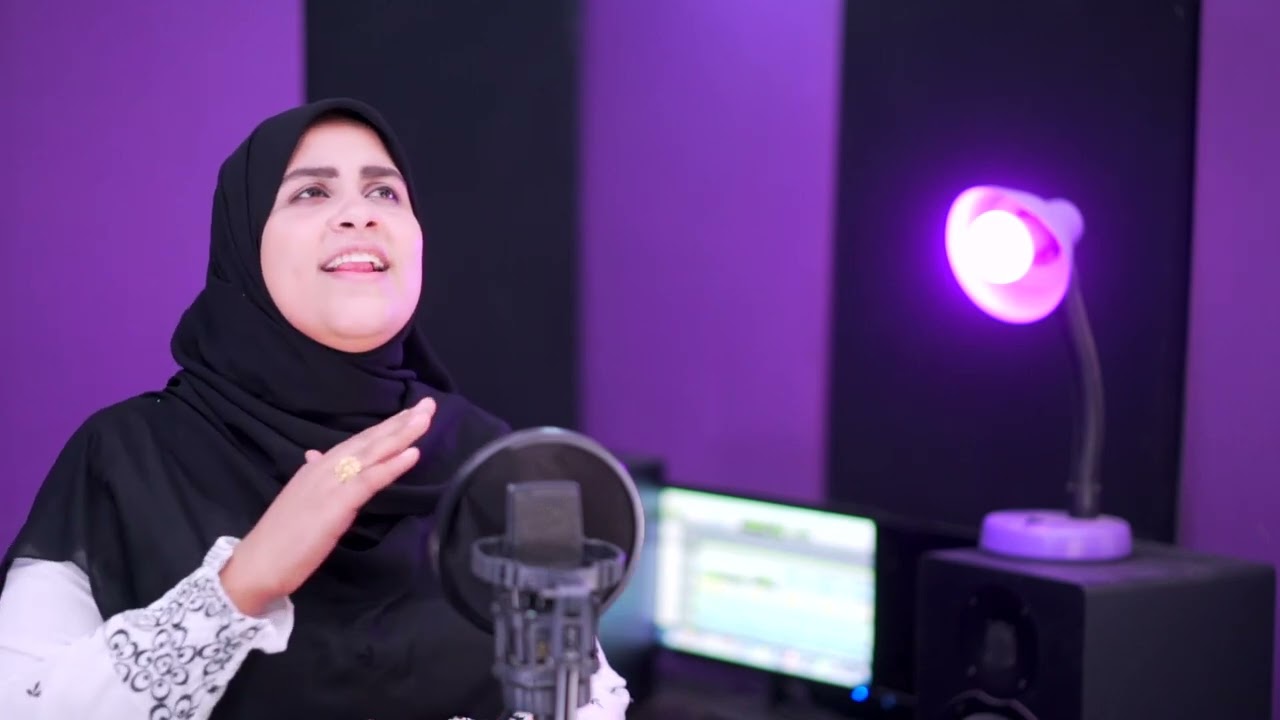 المنشدة إيه ادهم العوامري 🎤🕌 في انشوده أي العمل يا احمد 