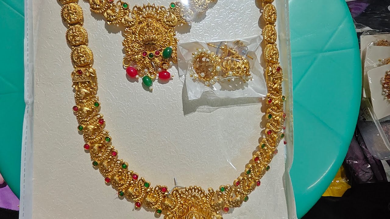 Heavy discount ke sath south jewellery aur daily use Karen booking no 9315749405 order fast