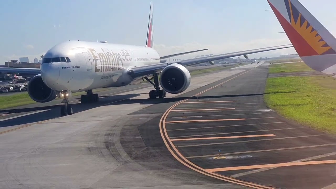 Takeoff from Manila to Cebu with Wake Turbulence | Philippine Airlines