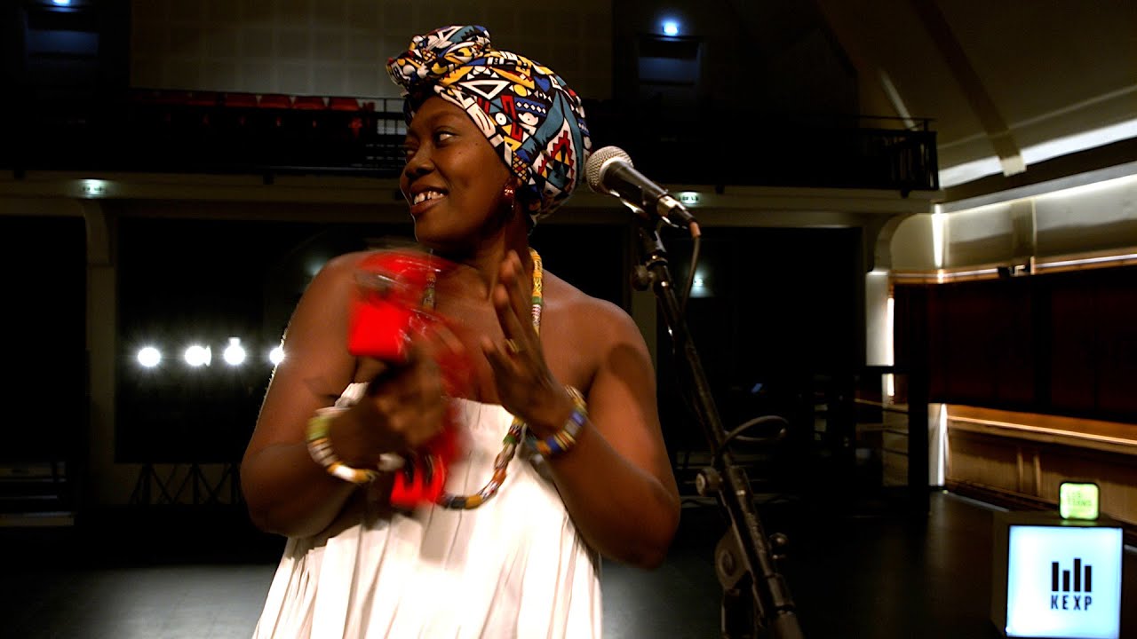 Nana Benz du Togo - Ago (Live on KEXP)