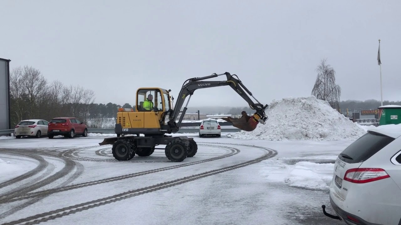 K&ouml;p Hjulgr&auml;vare Volvo EW50 p&aring; klaravik se