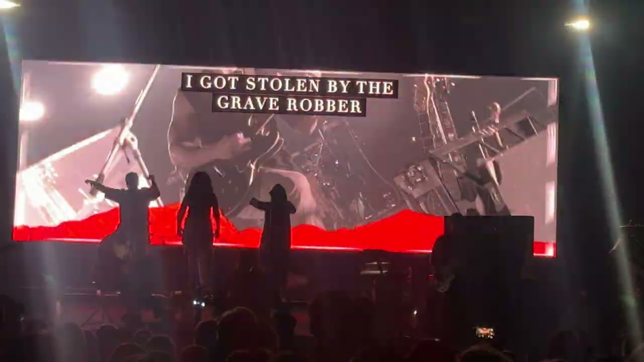 Crowder “Grave Robber” in Fishers, Indiana on October 16, 2025