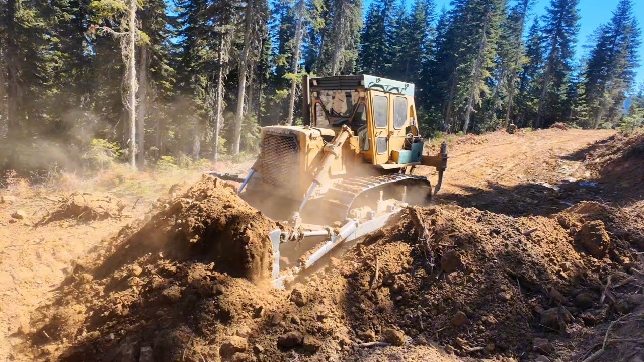  Cat D7 Dozer Gücü | Zorlu Arazi Çalışması_ Cat D7 Dozer Power | Tough Terrain Work