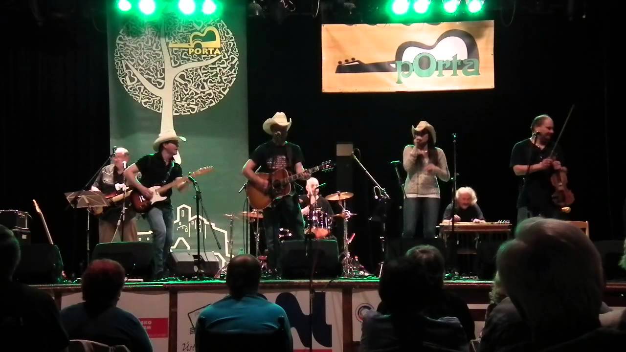 Klára Tibitanzlová & BlueGround - "Whose Bed Have Your Boots Been Under"