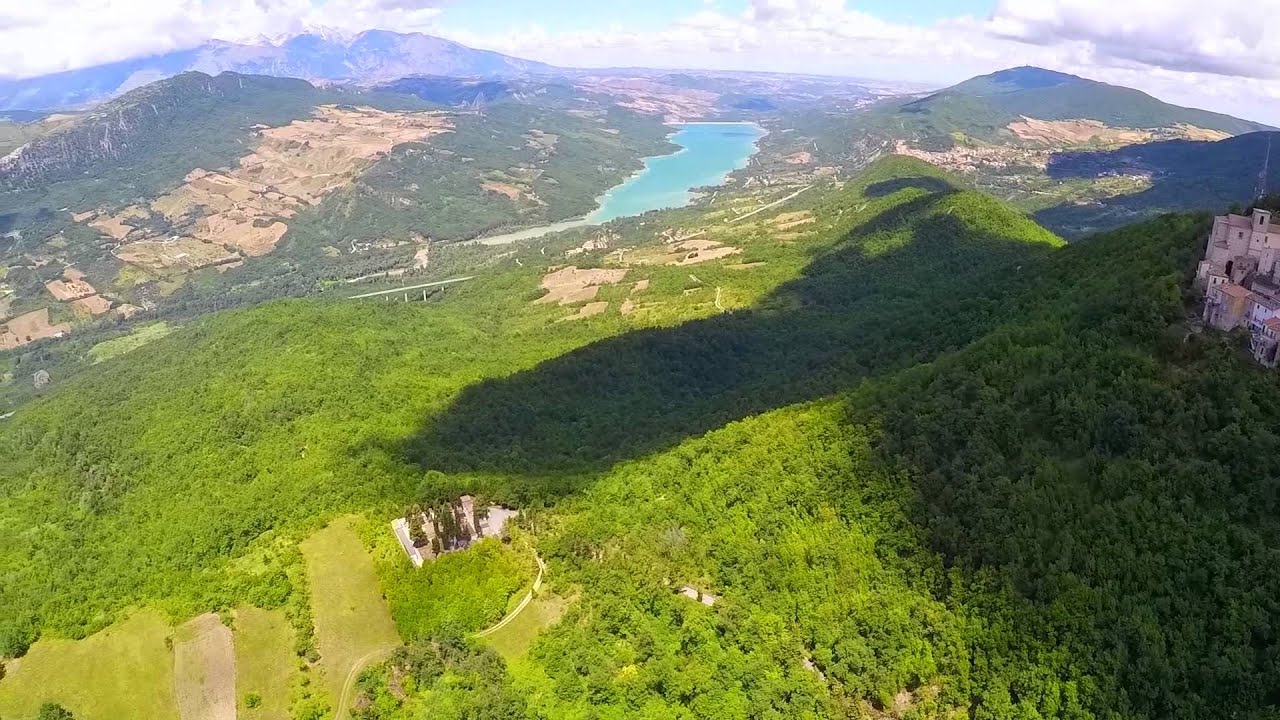 Il Trailer realizzato nel borgo di Monteferrante (CH) - by Icaro Droni