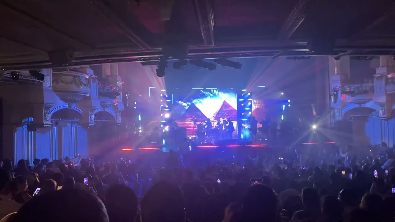 Vehi Sheamda -Yaakov Shwekey & Benny Friedman - Paris 03/07/2023