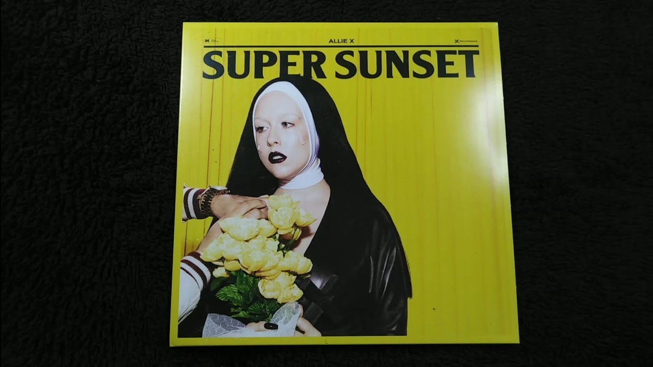 Unboxing Allie X - Super Sunset 10 Inch Vinyl