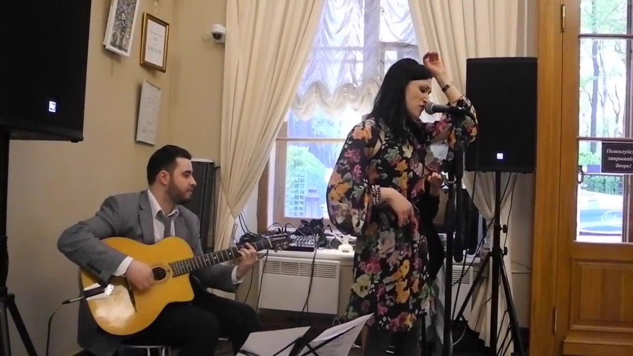 Chance On Manouche - Besame Mucho