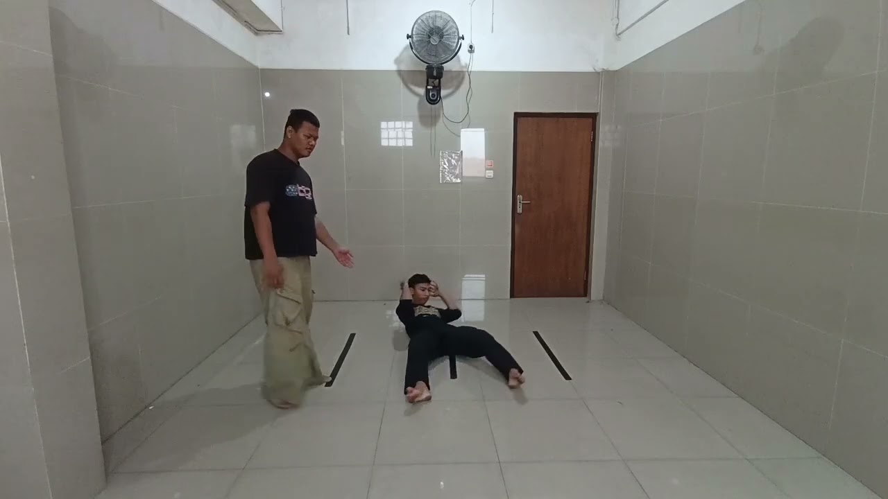 AGIL DWI PRASETYA TES FISIK JOB DARAT HANPUKU YOKOTOBI, PUSH UP, SIT UP DAN SQUAT JUMP
