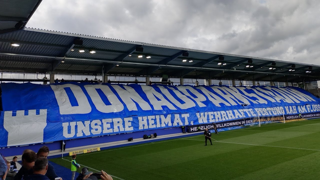 Ultras Blau Weiss Linz vs TSV Hartberg (06.08.2023)