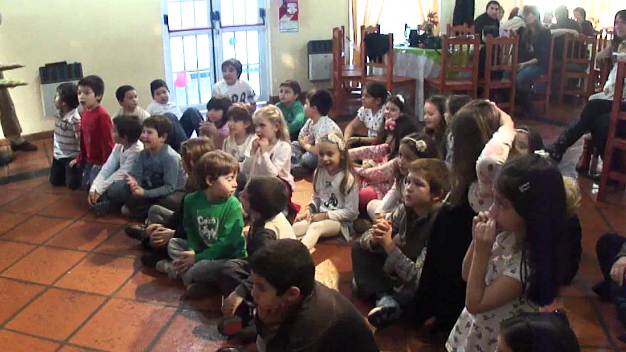 Salón Evaristo´s; Cumple de Josefina: Presentación