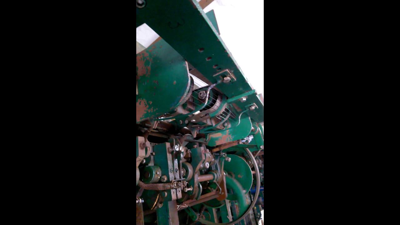 Wire heald machine