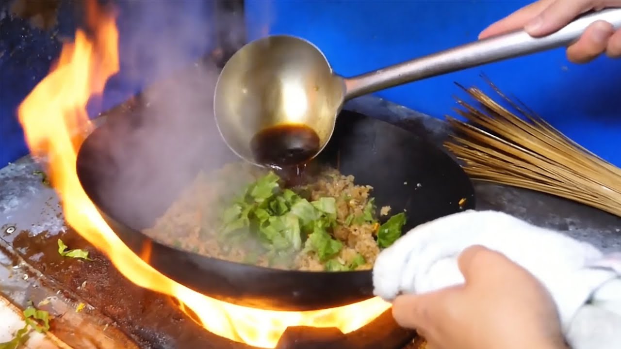 Fried Noodles, Fried Rice, Fried Rice Noodles Wok Skill Food. Collection~夜市街头炒锅美食抛锅技巧碳水充饥平价