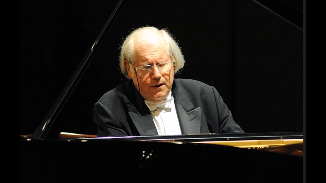 Grigory Sokolov plays Haydn sonatas no.32,47&49 (2018 Munich)