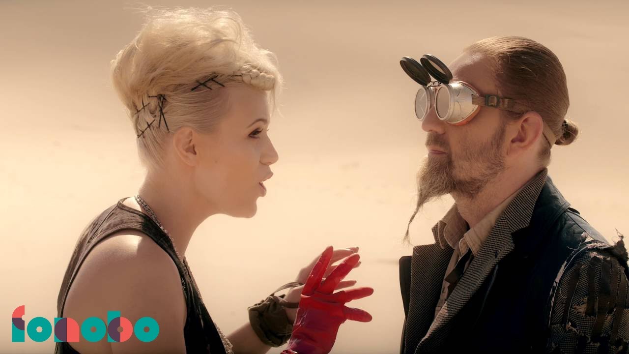 Izes - Hello Wasteland (Official Video)