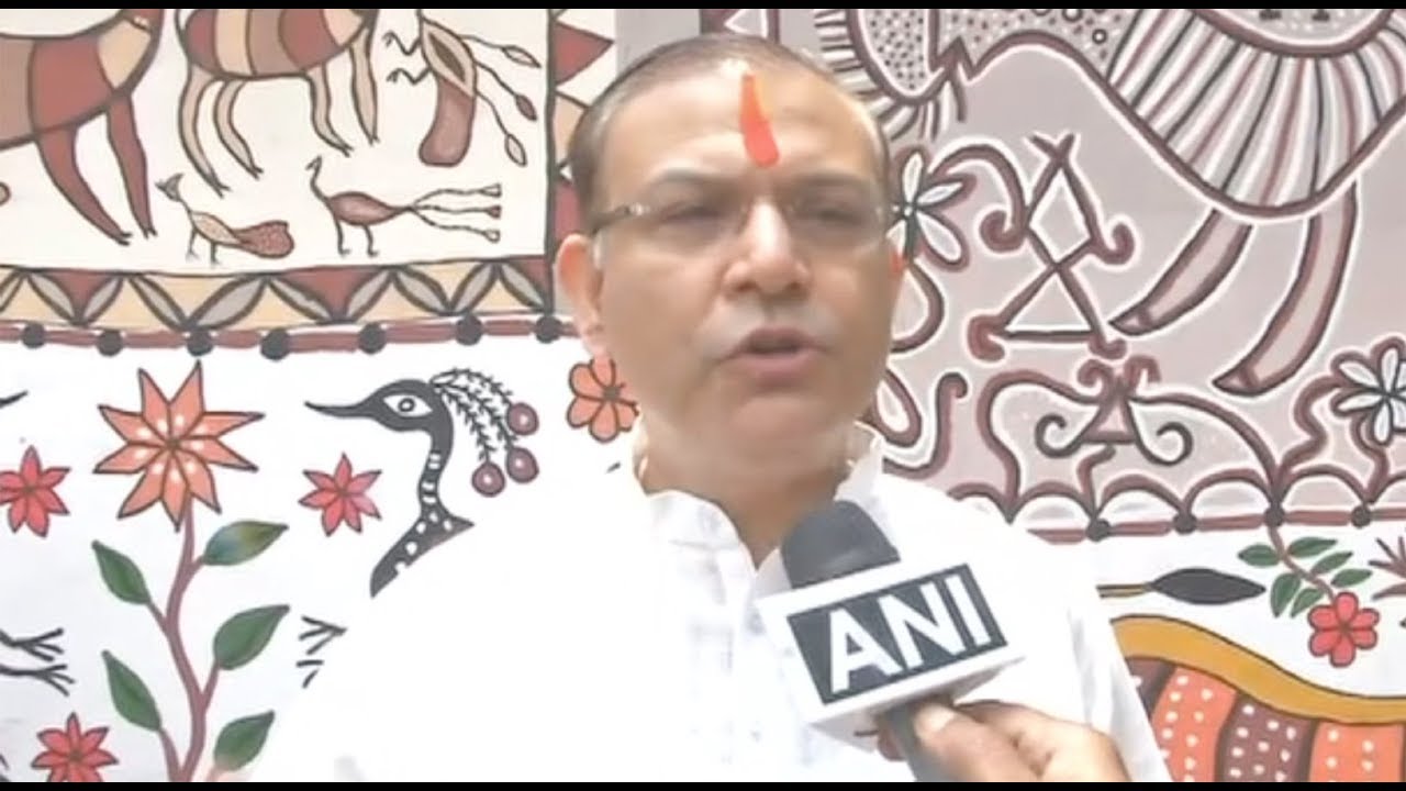 Jayant Sinha clarifies his stand on garlanding mob lynching convicts