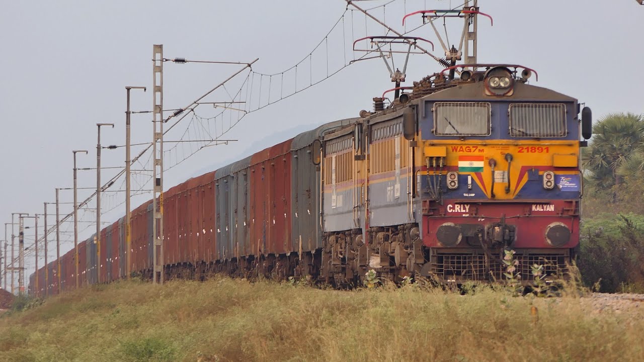 Perfect CROSSING Freight Trains | Extremely Rare :Beautiful KALYAN WAG-7M (Ex WCAM3) Twins in SCR IR