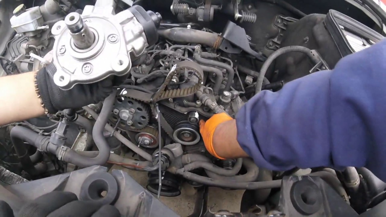 How to change fuel pump VW Crafter / Как поменять ТНВД VW  Crafter