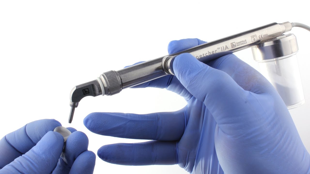 How to bond a zirconia crown