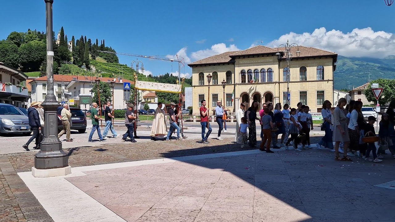 La Processione del Corpus Domini a Vidor (Treviso) - 2 giugno 2024