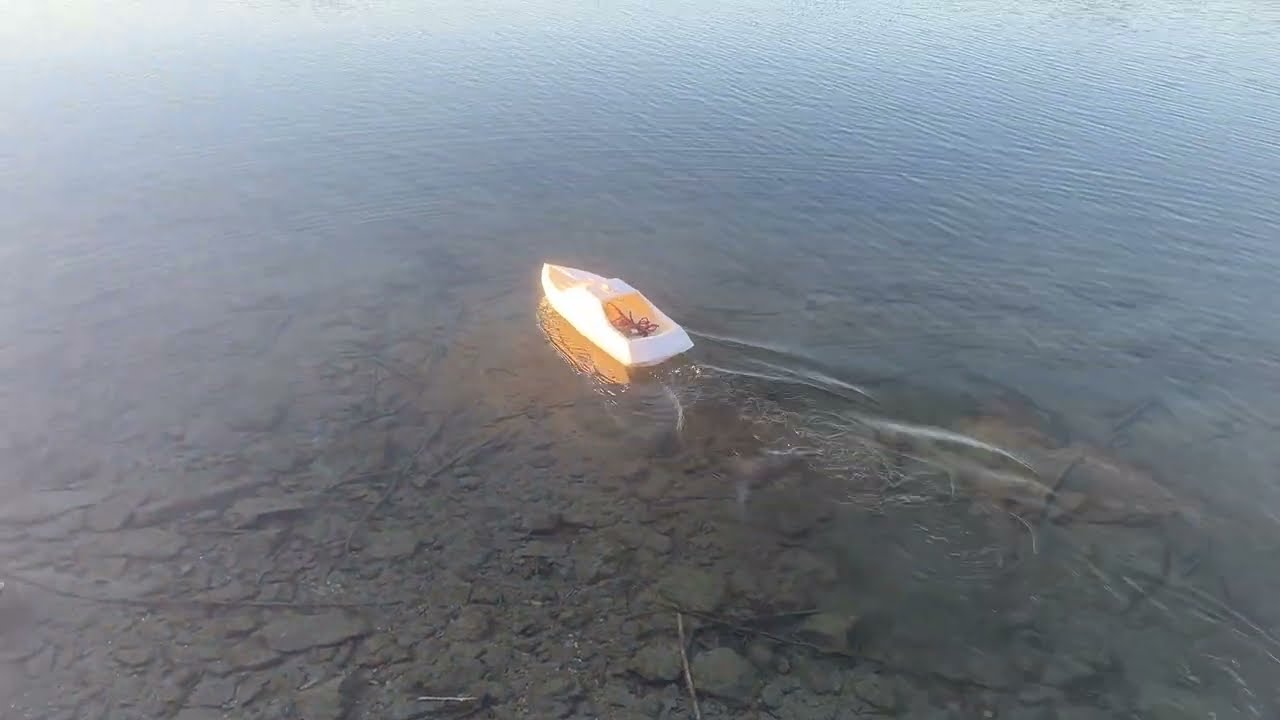 3D printed RC Glastron Carlson Scimitar - fifth run with logger