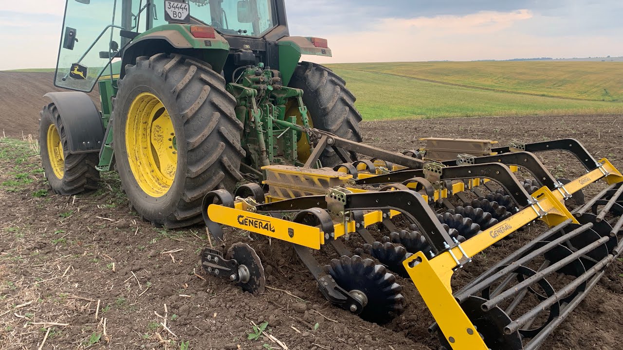Лущильник від GENERAL 3,2м.Перша робота в полі в агрегаті з John Deere 6900.