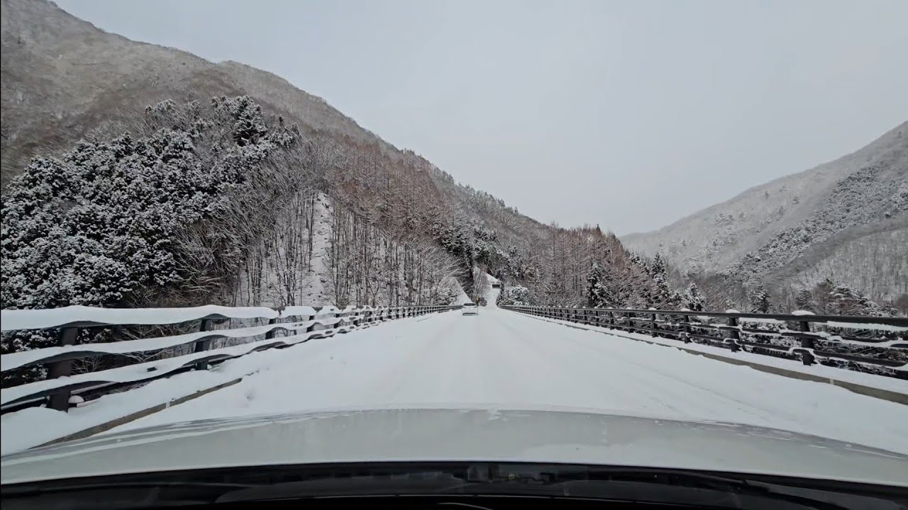 ドライブ　複数のトンネルで山越え　国道121号～県道249号通行止めまで　栃木(早送り動画)