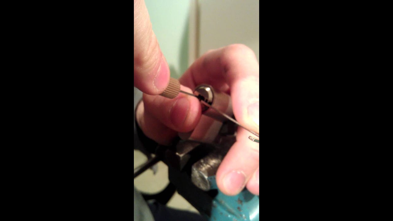 Picking ISEO R6 with great GOSO dimple pick set