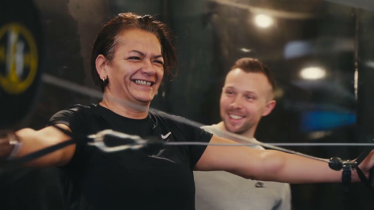 Sabines Transformation: schmerzfrei, fitter, HYROX gefinisht | Christoph Wieloch