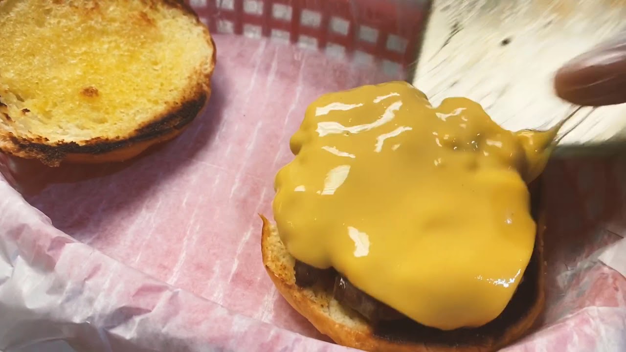Beth's Burger Bar