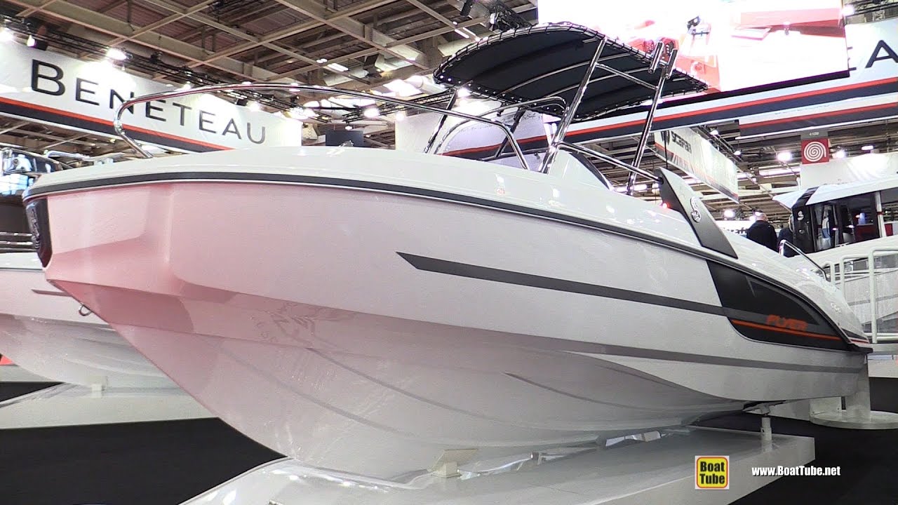 2017 Beneteau Flyer 6.6 Space Deck Motor Boat - Walkaround - 2016 Salon Nautique Paris