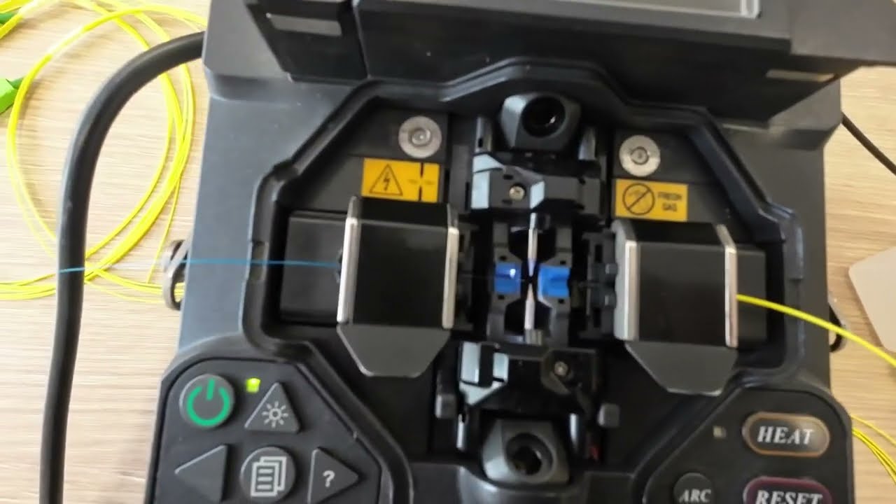 Ako na to? Zváranie optických vlákien