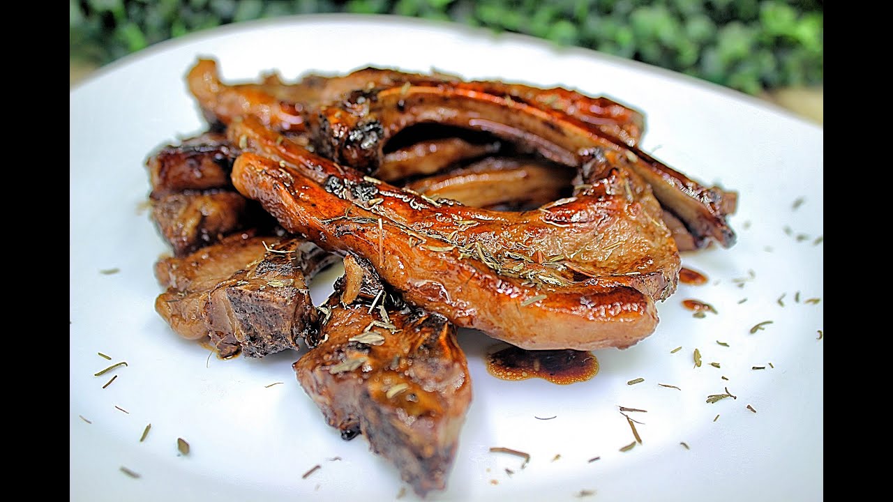 Chuletas de cordero en salsa de vino tinto y miel