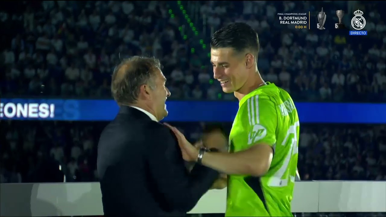 Fiesta en el Bernabéu del Real Madrid por la 15ª Champions