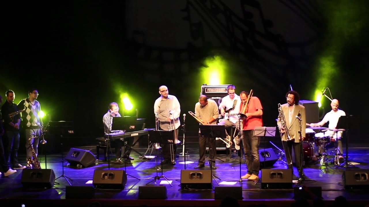Jorginho Neto e convidados - Projeto Trombonada - Muito à vontade (João Donato)