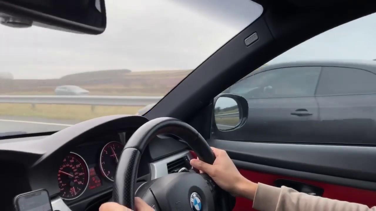 AUDI A5 3.0 TDI v BMW 330D E92