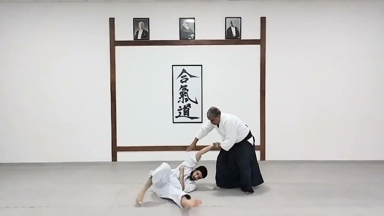 Mae Ryotedori Koshinage dai Nikyo