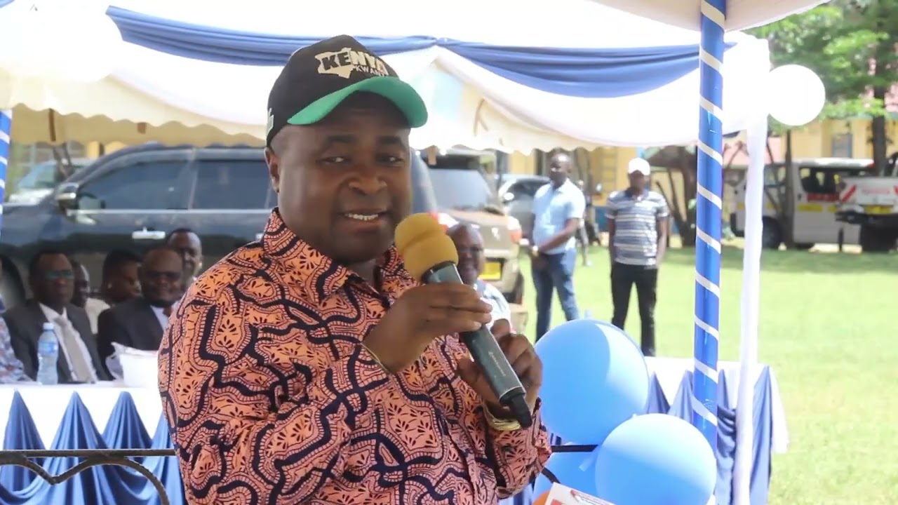 Kiminini Mp Chris Wamalwa Addressing Friends School Kamusinga Students before Cotu Sg Francis Atwoli