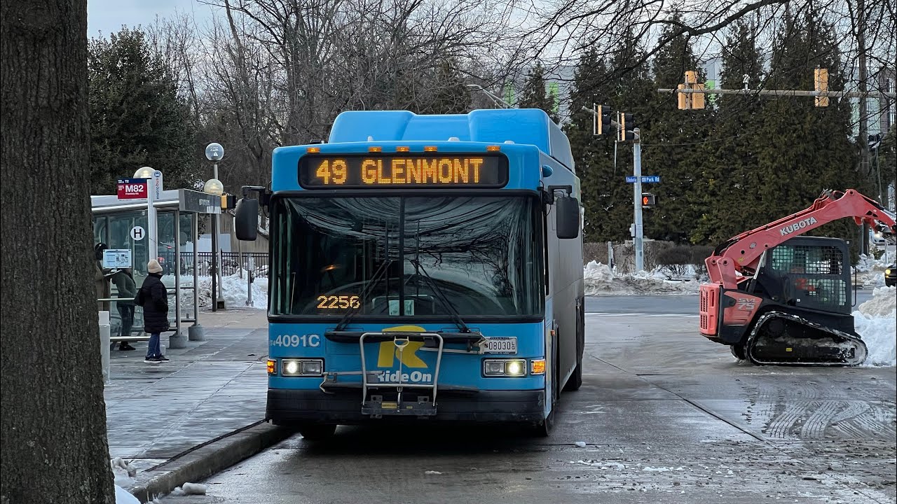 Montgomery County Transit Ride On: 2017 Gillig Advantage LF40 CNG #4091 on route 49