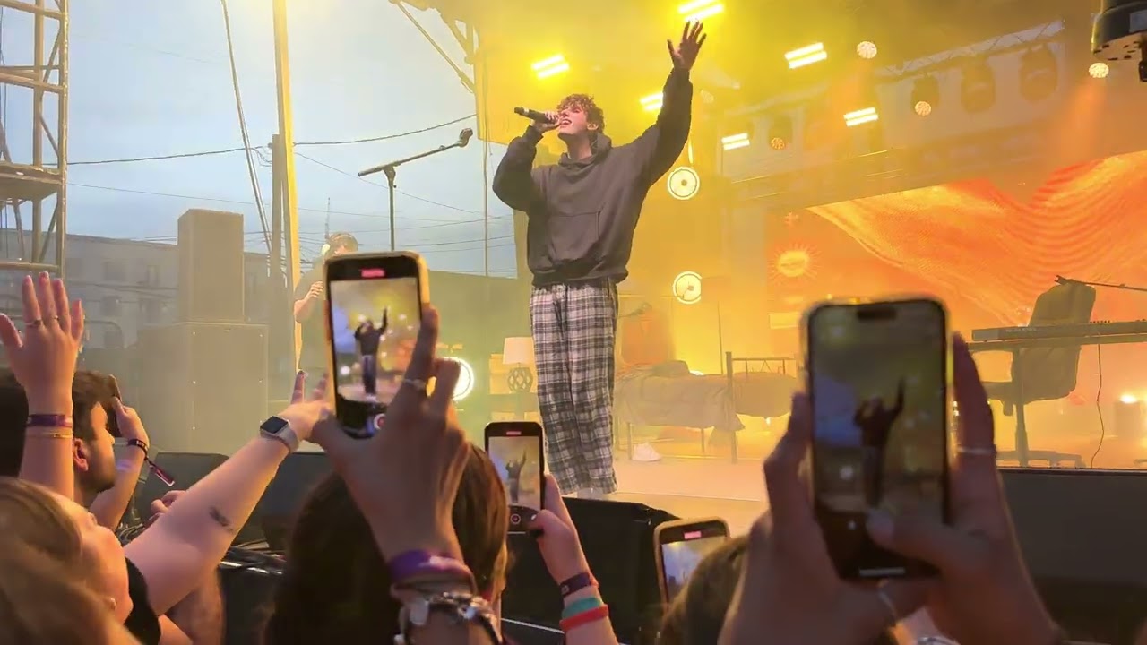 JVKE - Golden Hour live @ sxsw 3/16/23
