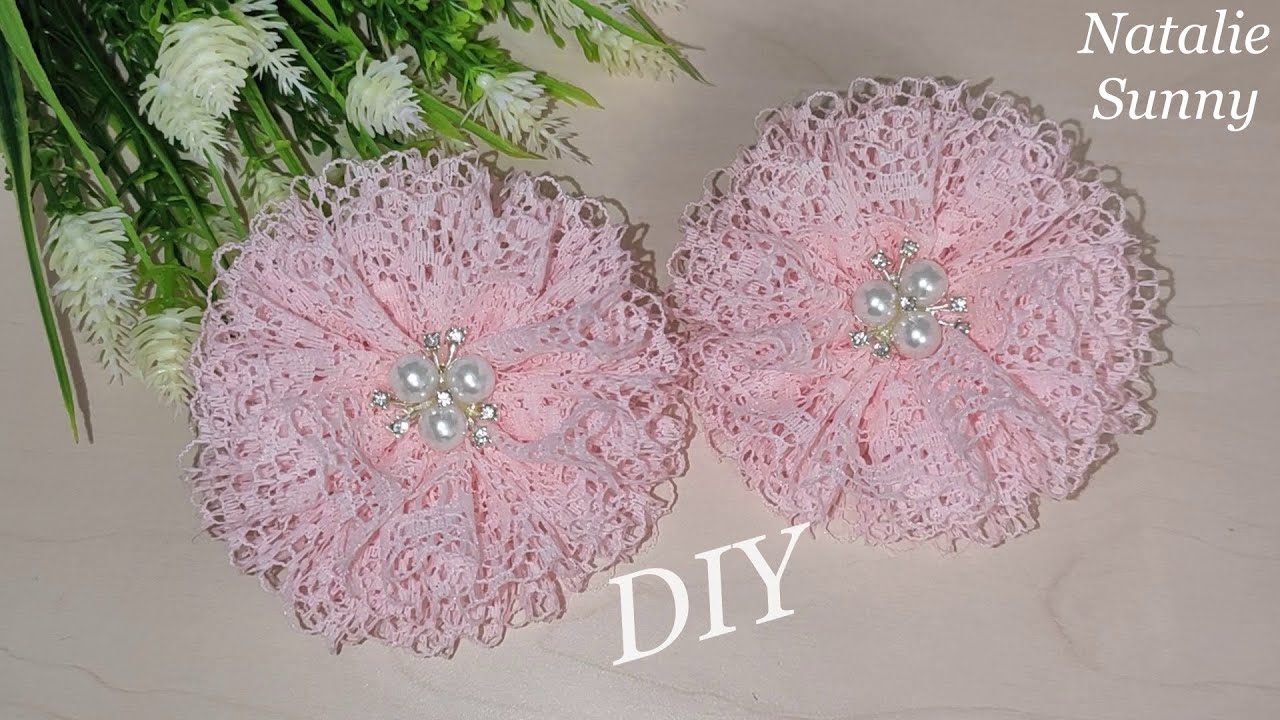 Пышные бантики из кружева / DIY