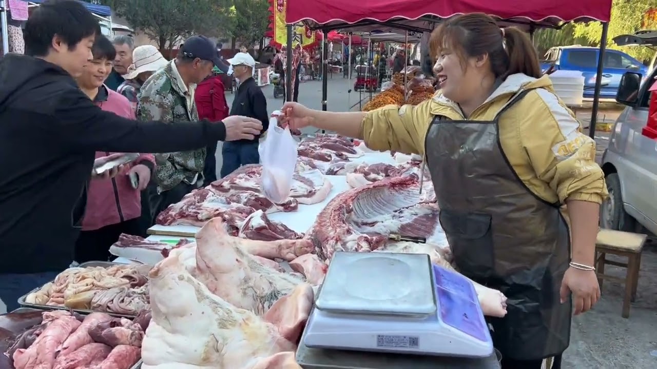 Beijing's large -scale soil pork is sold crazy, a large piece of buying a large piece of buying, it