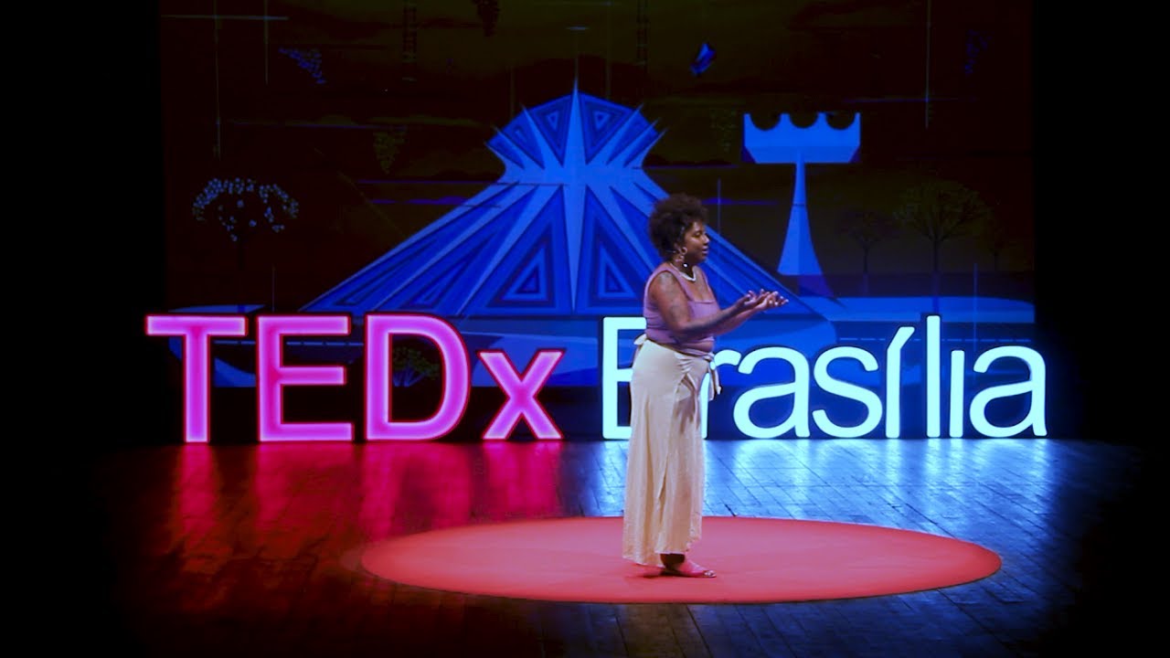Al&aacute;fia, m&atilde;os pretas | Nanda Fer Pimenta | TEDxBrasilia